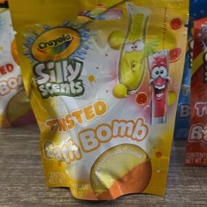 Crayola Silly Scents Twisted Bath Bomb